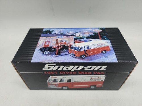 Vintage snap 1961 divco - 1961,